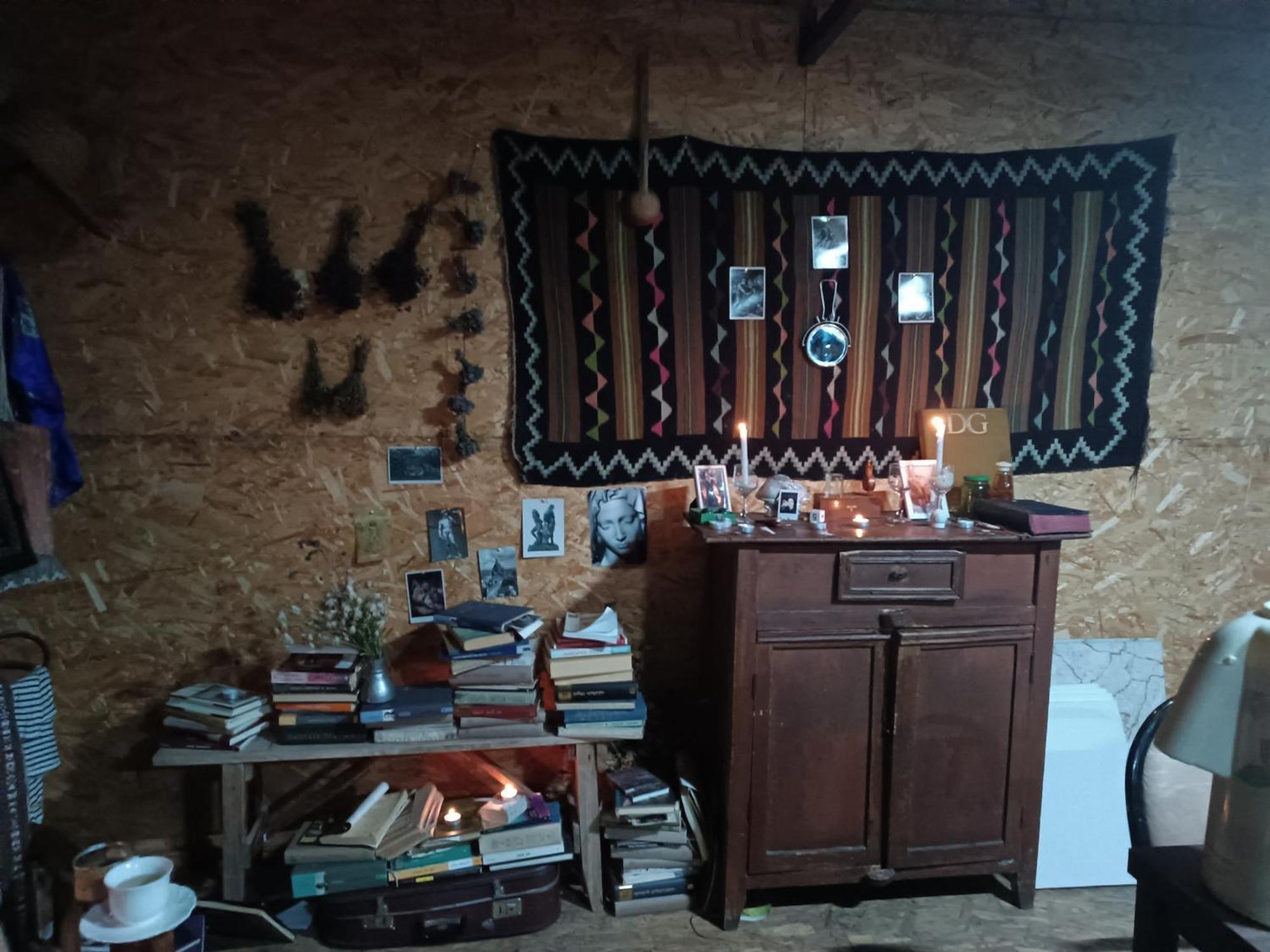 Nadiani Hostel Omalo Bagian luar foto